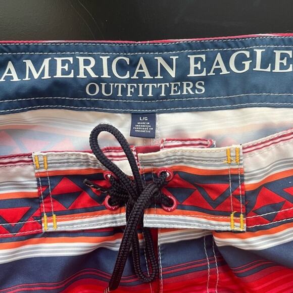 American Eagle Board Shorts Swim Trunks Mens Large Red Orange Aztec Vacation - Picture 4 of 9